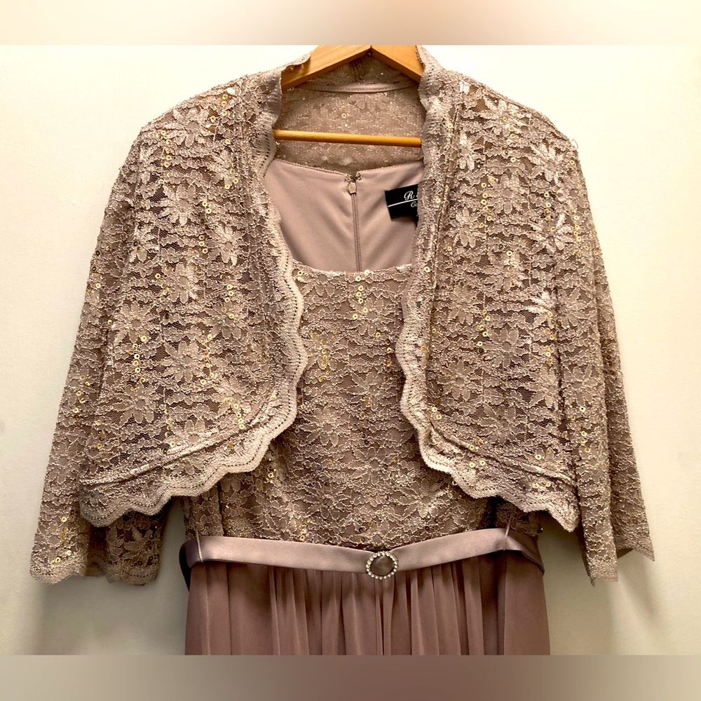 Elegant Lace-top Formal Dress - Beige